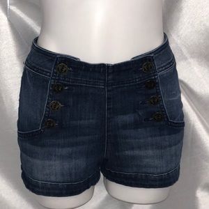 Express Jean Shorts👖